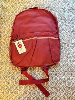 Deal Worthy 15-inch Laptop Backpack in Maroon